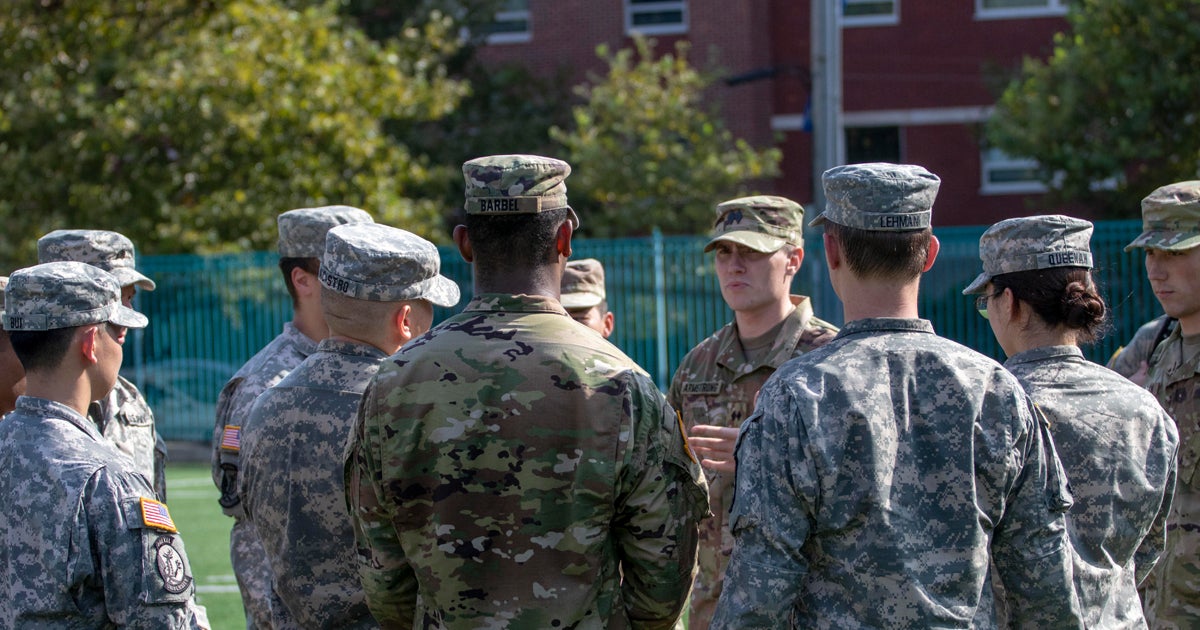 La Salle Militaly Academy ROTC 制服（La Salle recognized among 