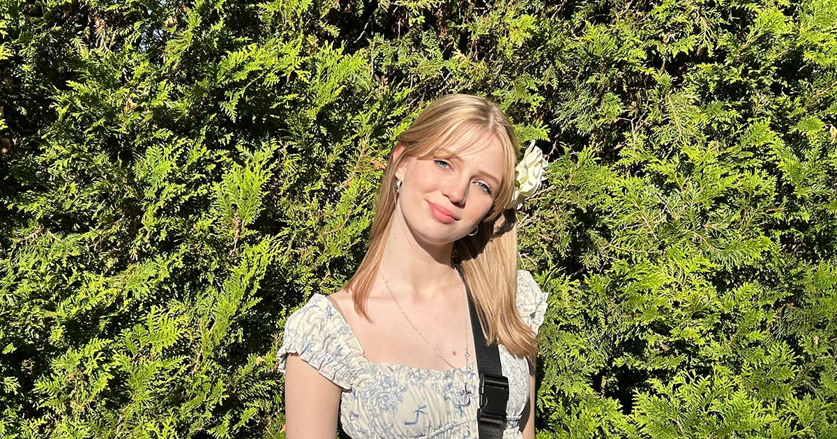 Freyja Marks, '30.