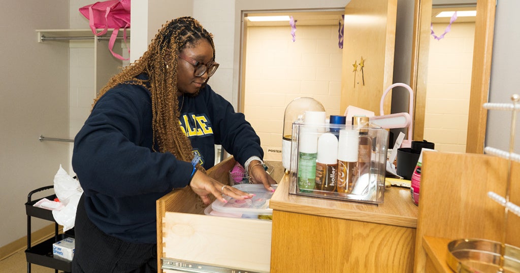 Ciara Alston, '30, settles in at 20th and Olney.