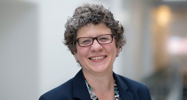Pauline Scalvino, '87