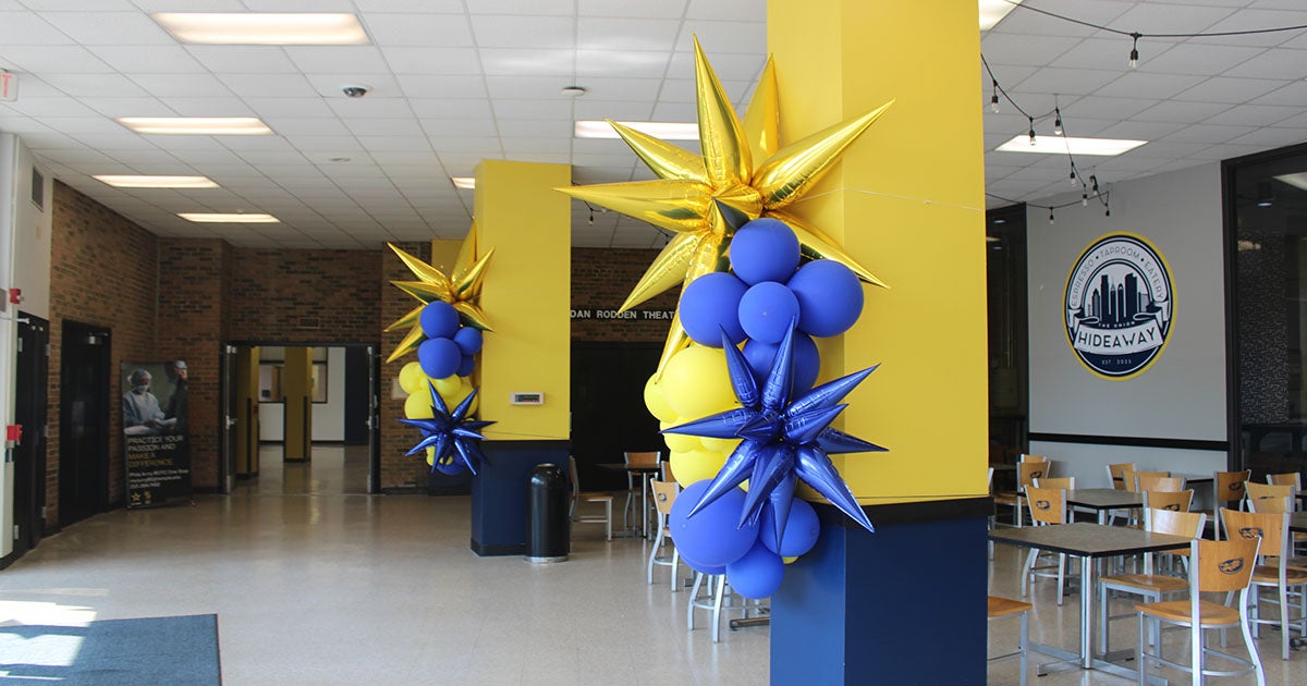 Freshly painted walls and pillars in the Union.